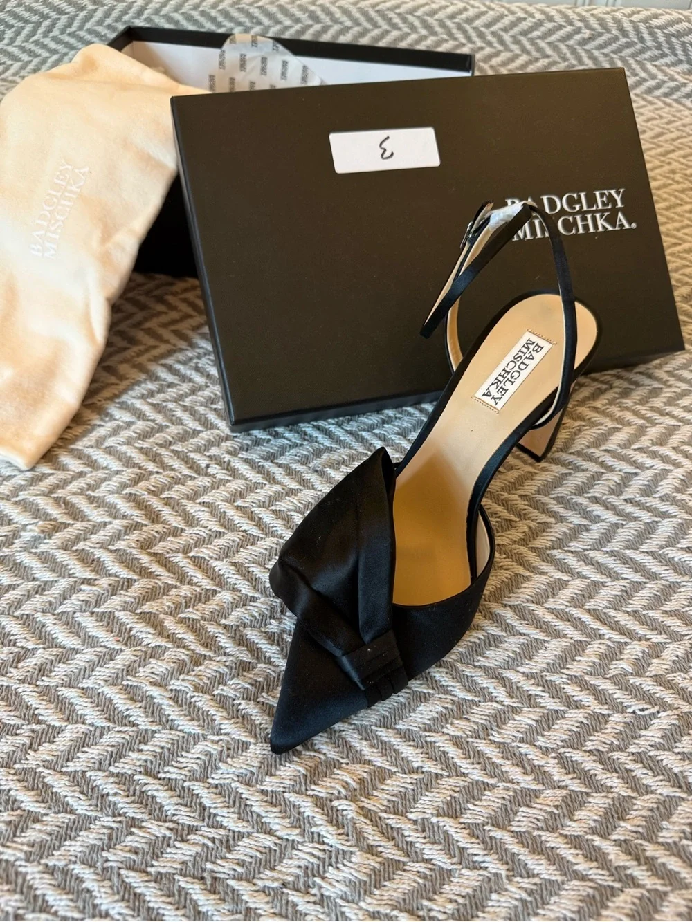 Badgley Mischka Black Satin Knotted Front Ankle-Strap Heels